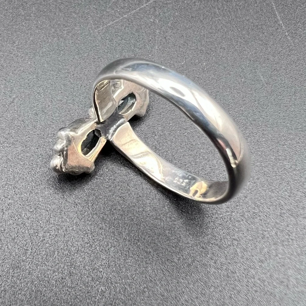 Sterling Silver London Blue Topaz Ring - Picture 6 of 7